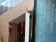 -麦当劳(乳山路店)
