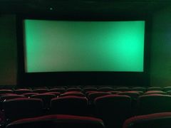 iphone_upload_pic-新世界国际影城