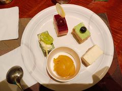 -世贸君澜·云天阁自助餐厅