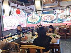 -川流不息·地道川菜·小龙虾(新松江路店)