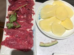 -贵府酸汤牛肉火锅·贵州老字号(飞山街店)