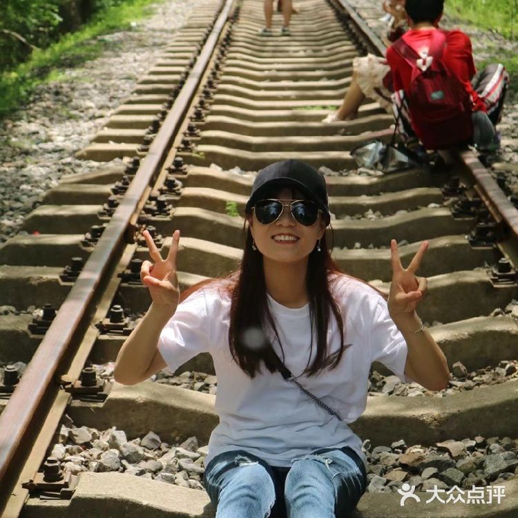 南京的爱情隧道，顾名思义，所以特别推荐情侣一起去游玩