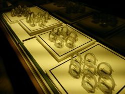 -北京七彩云南翡翠珠宝旗舰店(月坛店)