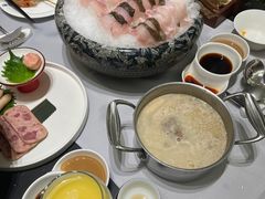 -红鼎豆捞·非遗鲍皇汤火锅(宝丰路店)