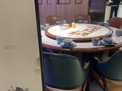 -老周家酱卤猪蹄私房菜(克拉玛依西街店)