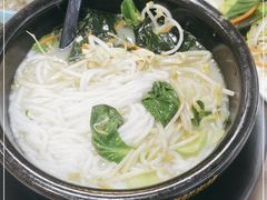 -灵芝妹子海鲜米线(香炉礁山姆店)