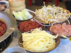 -厂花素芬九宫格火锅(银泰店)