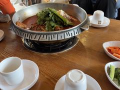 -喇喇排骨火锅·传统韩式脊骨汤(望京西园总店)