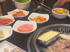 -木槿花韩式炭烤·熟成肉工坊(孙文东路店)