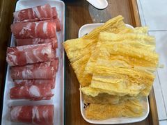 -老何家后安粉·糟粕醋海鲜火锅(三亚湾椰梦长廊店)