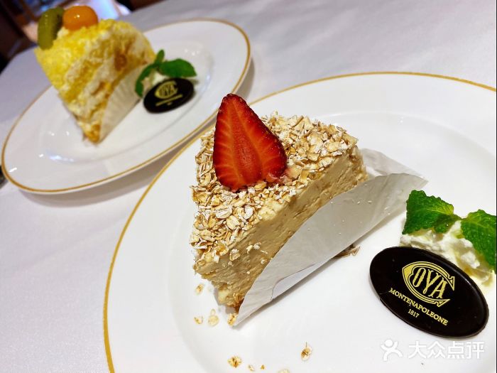 COVA(新天地Xintiandi店)燕麦蛋糕图片