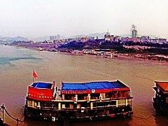 -中国宜宾·长江地标广场