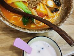 -蒙自源过桥米线(红谷滩万达店)