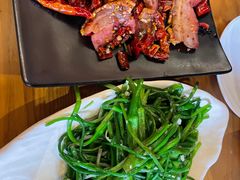 -隔壁老王·家常云南菜(花巷店)