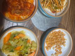 -明洞阿姨·韩式酱蟹烤肉·创意料理(三元桥店)