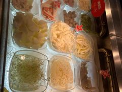 -成都你六姐·牛肉冒菜(上海环宇荟店)