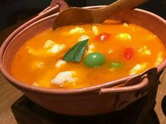 -云海肴·汽锅鸡·云南菜(天山百盛优客店)