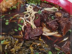 -小龙大肉面馆