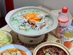-叁煨蹄花·下饭盐帮菜(人民广场店)