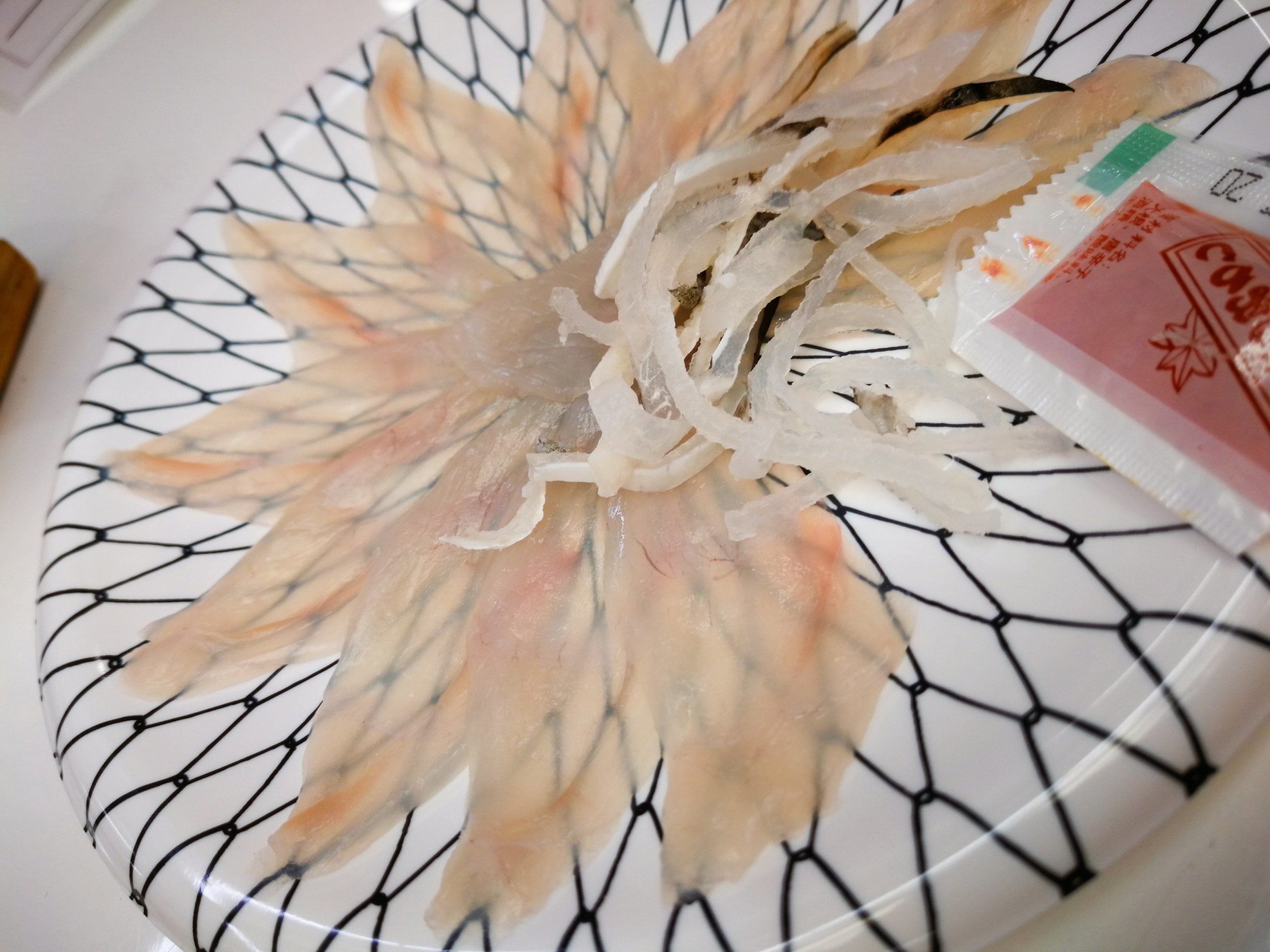 黑门市场的河豚刺身,让人又爱又怕的感觉,挺好