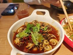 -华府九号海鲜烧烤大排档(龙域店)