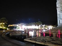 -亚龙湾中心广场