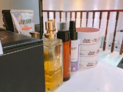 -SIX Hair Consultant