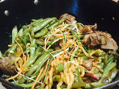 精选肋排焖面-金豆角砂锅焖面(安贞店)