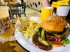 -HELLO 27 意面·沙拉·帕尼尼