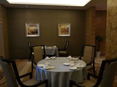 -紫东阁酒楼·中餐厅(东方广场假日酒店)