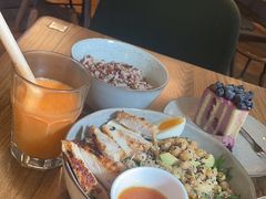 鸡肉牛油果芒果色拉-Wagas沃歌斯(北京君太百货店)