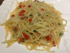酸辣土豆丝-举炊·寻湘记·新鲜现炒(临平西子国际店)