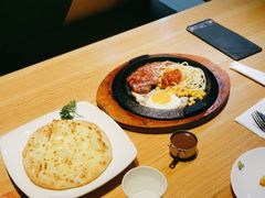 -菲滋意式餐厅(银泰百货金华江南店)