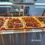 正宗有味的东北铁锅炖，分量很足