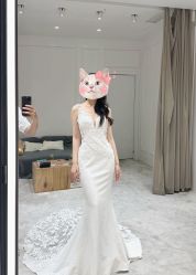 -Renee芮亦婚纱(原丽莎)