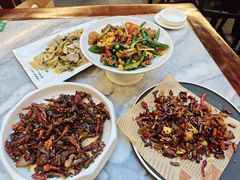 -蔼若春.传承三十年云南菜(金碧公园店)