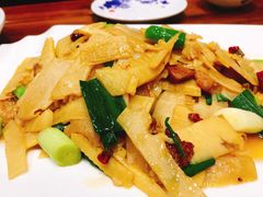 -下梅人家土菜馆(历史文化餐厅度假区店)