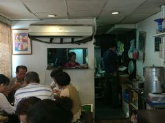 -阿英卤肉饭