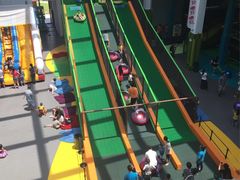 -蒙特利亲子乐园