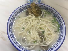-何记鳝鱼面馆(开发区分店)
