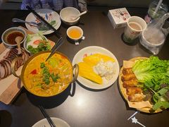 -大头虾越式风味餐厅(光明广场店)