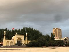 -艾提尕尔清真寺