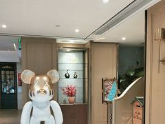 -白玉兰酒店(上海田子坊马当路地铁站店)