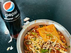 -薛记襄阳香辣牛肉面(平安路店)