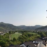 莫干山观云高尔夫庄园，位于中国千年名山