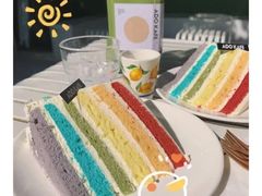 彩虹蛋糕-ADO KAFE(大学城店)