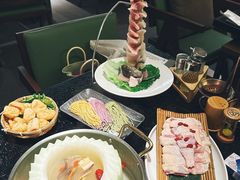 -得意咚瓜·顺德鱼生·冬瓜火锅(深圳首店)