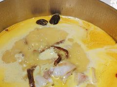 -洪氏嗨捞·猪肚鸡火锅(阳光天地店)