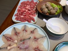 -四点金粥底火锅(沂州里店)