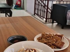 -再回首鸡肉米线(人民路一店)
